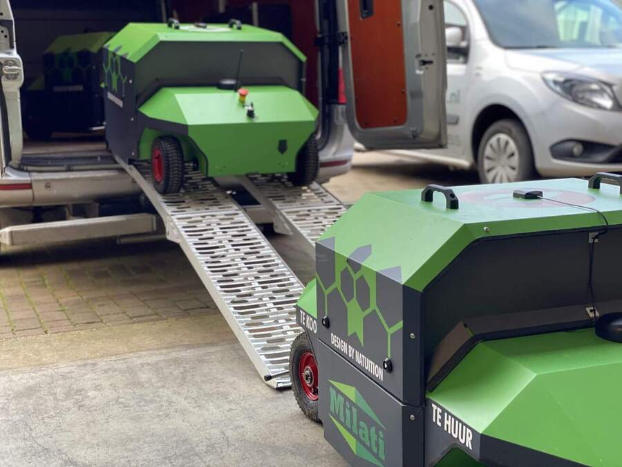 Violette, de onkruidrobot valt weer in de prijzen!